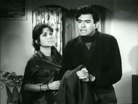 smuggler_emoting smuggler_emoting