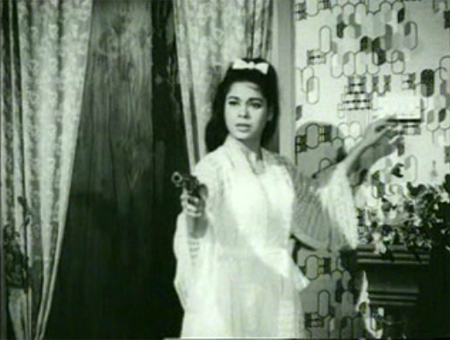 smuggler_kumkum smuggler_kumkum