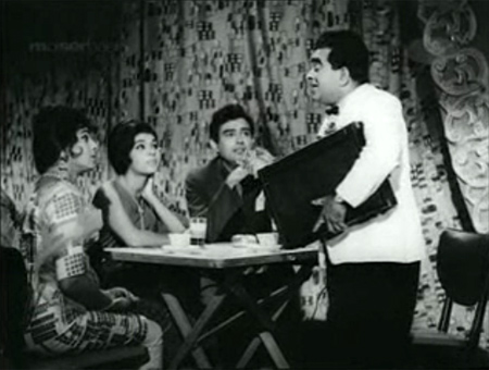 smuggler_money smuggler_money